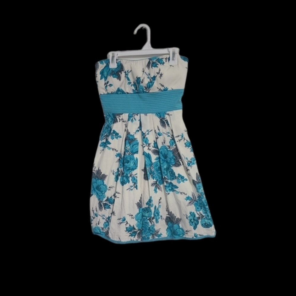 Speeckless blue flower print strapless dress